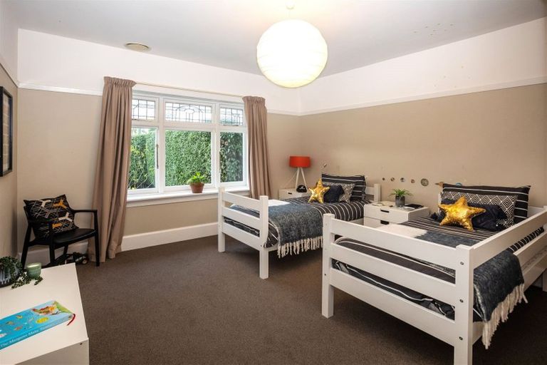 Photo of property in 93 Abberley Crescent, St Albans, Christchurch, 8014