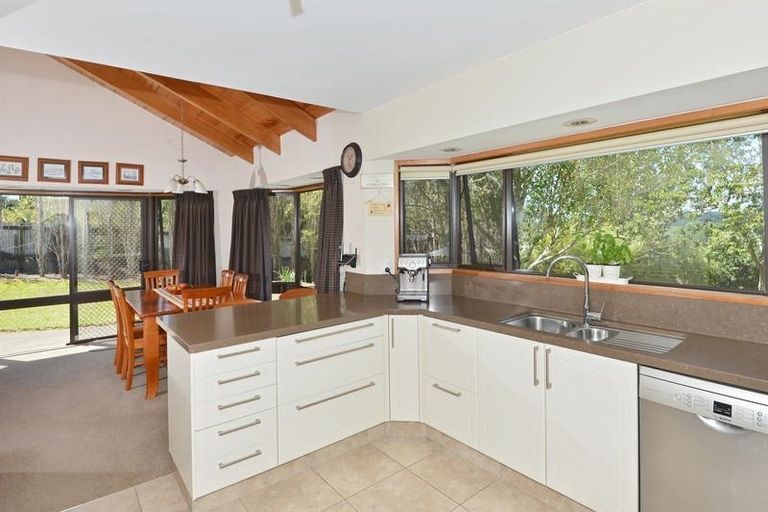Photo of property in 698 Ngunguru Road, Glenbervie, Whangarei, 0173