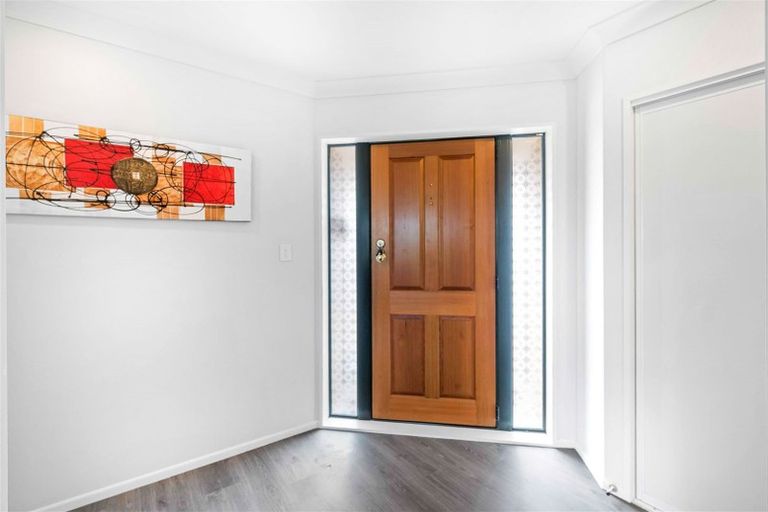 Photo of property in 10 John Morel Place, Parklands, Christchurch, 8083