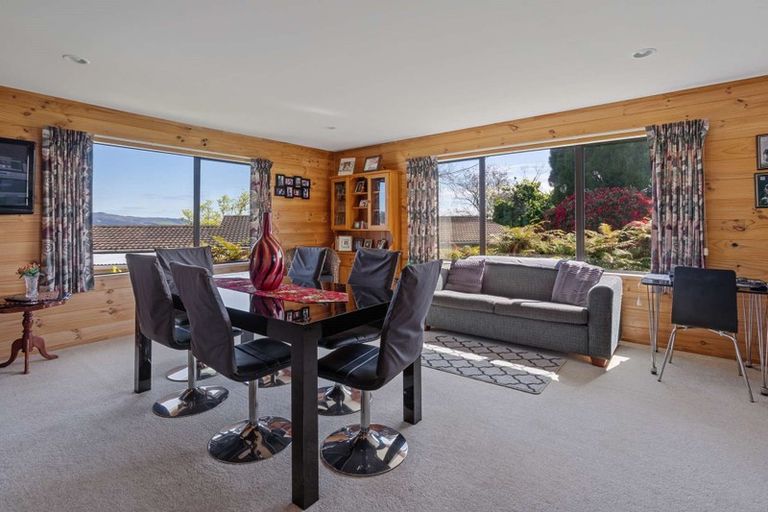 Photo of property in 10 Bradley Place, Lynmore, Rotorua, 3010