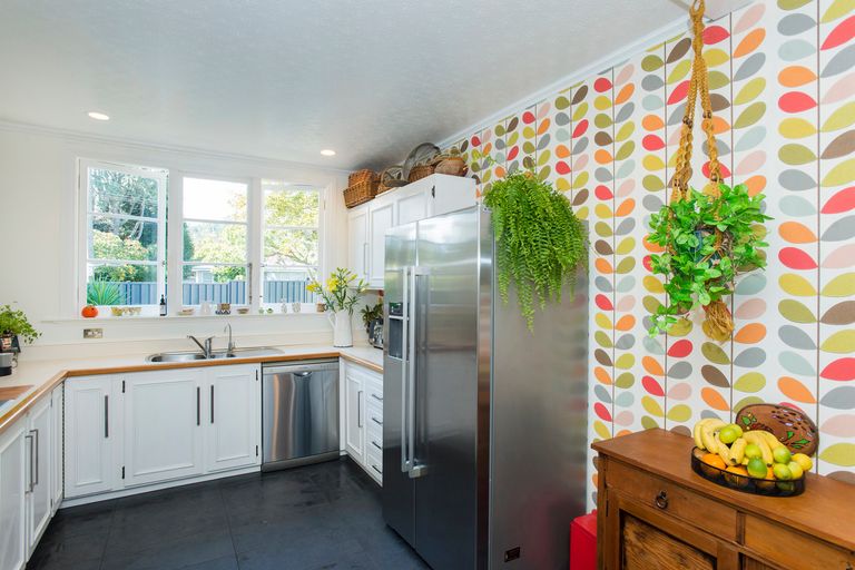 Photo of property in 28 Russell Street, Whataupoko, Gisborne, 4010