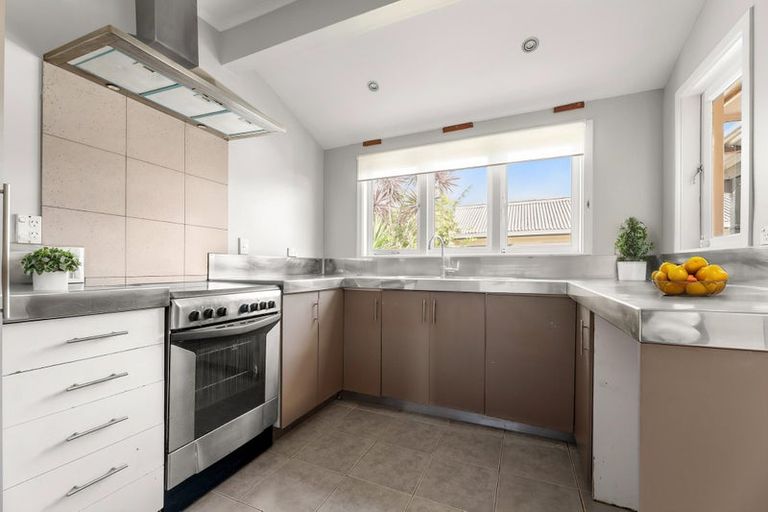 Photo of property in 1/42 Overton Road, Papatoetoe, Auckland, 2025