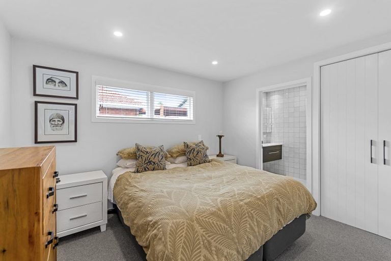 Photo of property in 3b Paton Avenue, Te Atatu South, Auckland, 0610