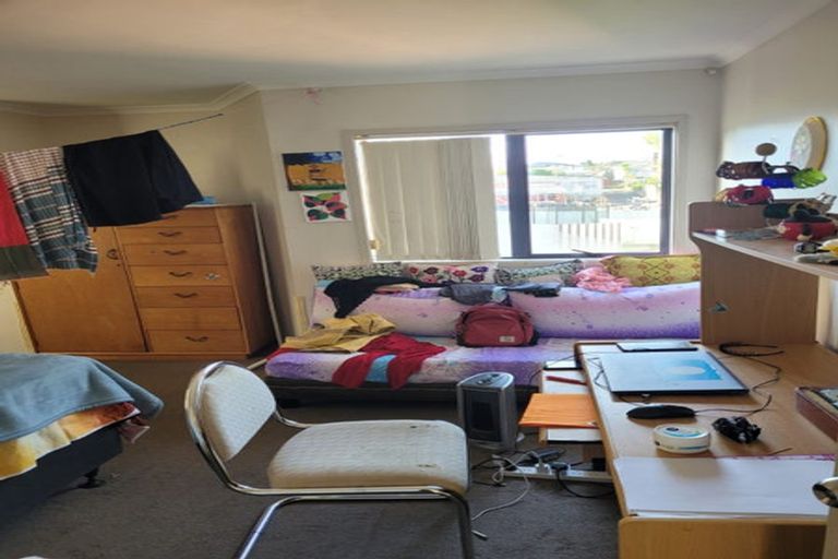 Photo of property in 4c Kelkirk Street, Kelston, Auckland, 0602