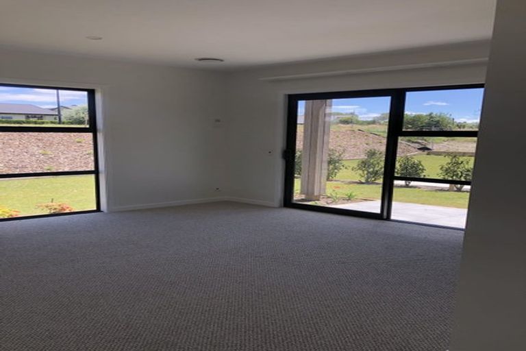 Photo of property in 1 Sienna Way, Rangatira Park, Taupo, 3330