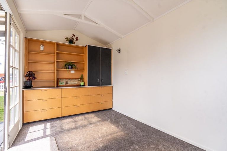 Photo of property in 9 High Street, Milton, 9220