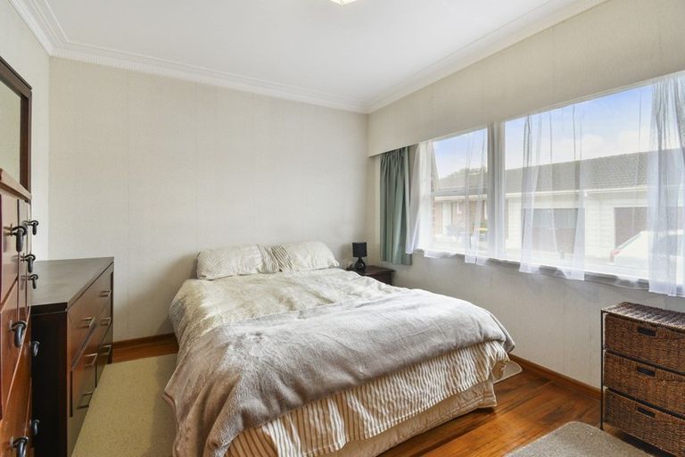 Photo of property in 2/76 Wintere Road, Papatoetoe, Auckland, 2025