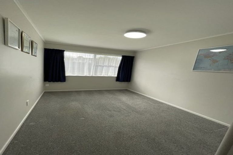 Photo of property in 1/73 Hellyers Street, Birkdale, Auckland, 0626
