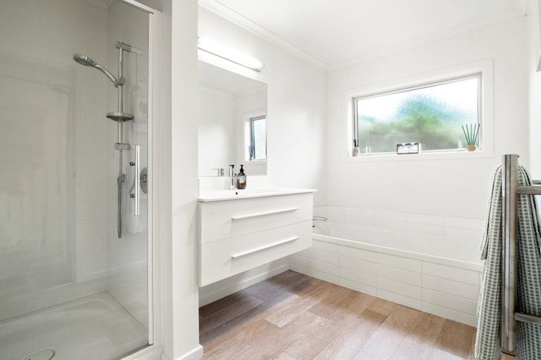 Photo of property in 37 Settlement Hill Road, Owaka, 9586