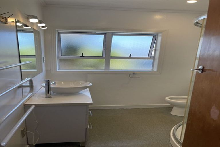 Photo of property in 12 Tristram Avenue, Forrest Hill, Auckland, 0620