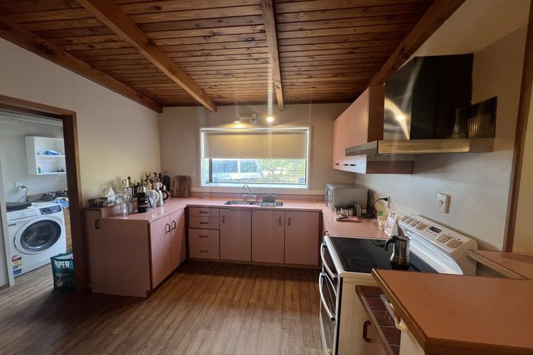 Photo of property in 30 Wells Road, Bucklands Beach, Auckland, 2012