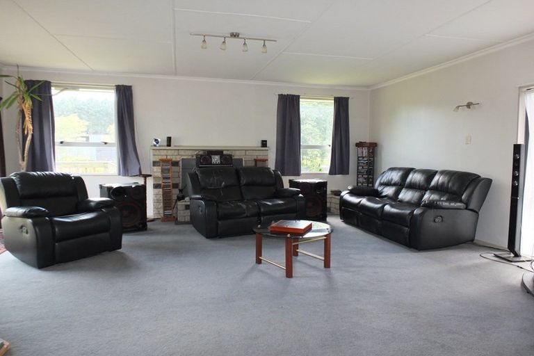 Photo of property in 26 Stewart Street, Foxton, 4893