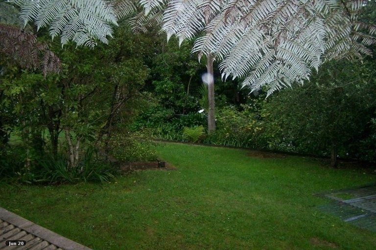 Photo of property in 9 John Gill Road, Cockle Bay, Auckland, 2014