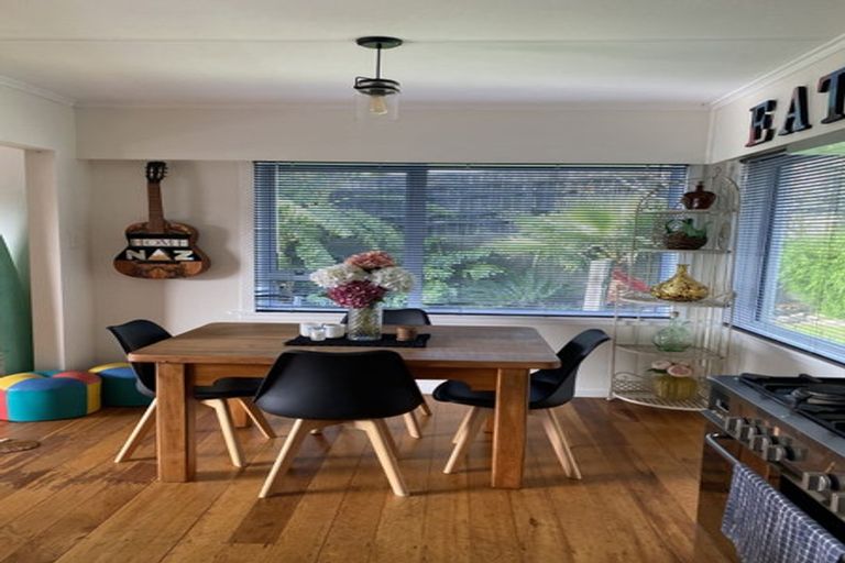 Photo of property in 7 Penrith Street, Westown, New Plymouth, 4310