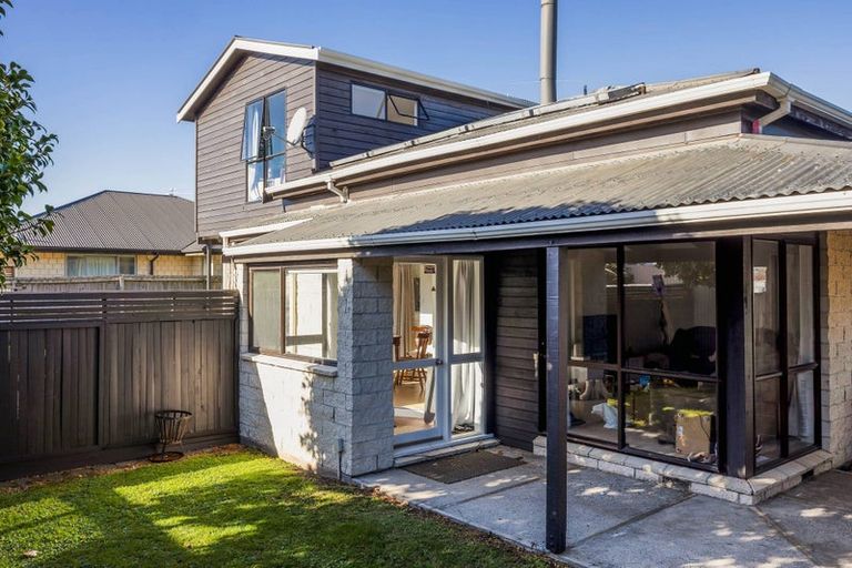 Photo of property in 8 Brixton Street, Islington, Christchurch, 8042