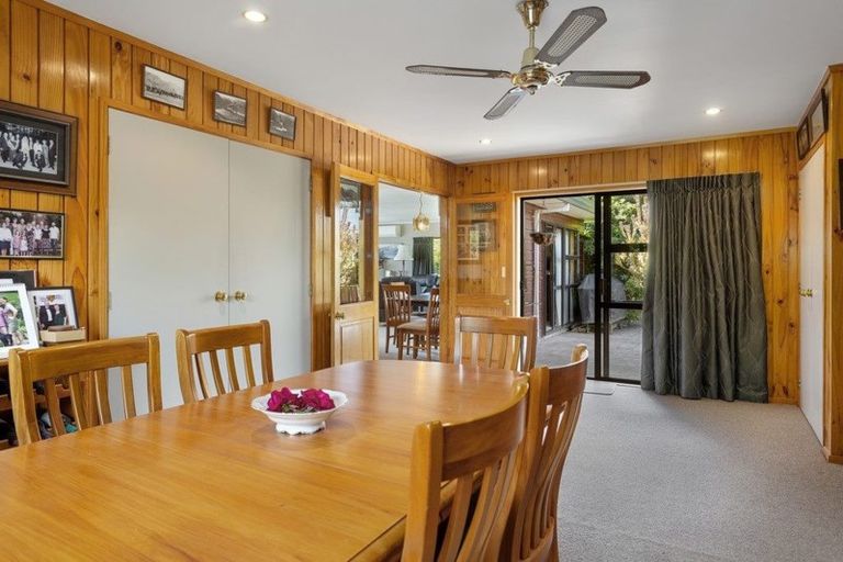 Photo of property in 8 Astelia Way, Waipahihi, Taupo, 3330