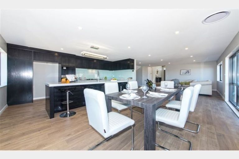 Photo of property in 218 Metcalfe Road, Ranui, Auckland, 0612