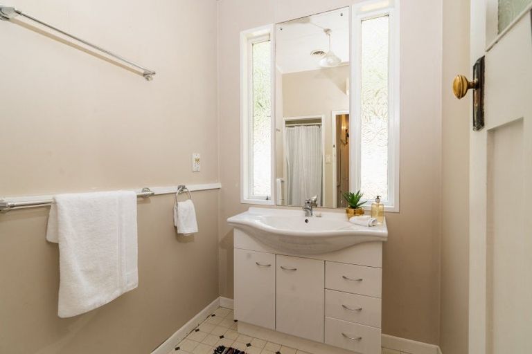 Photo of property in 244 Taieri Road, Wakari, Dunedin, 9010