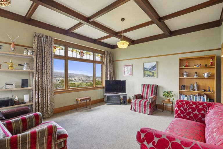 Photo of property in 57 Easther Crescent, Kew, Dunedin, 9012