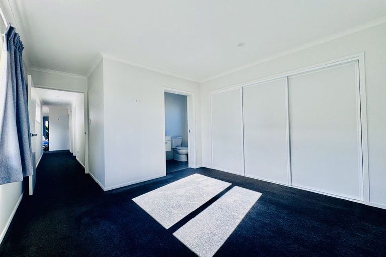 Photo of property in 5 Cable Lane, Halswell, Christchurch, 8025