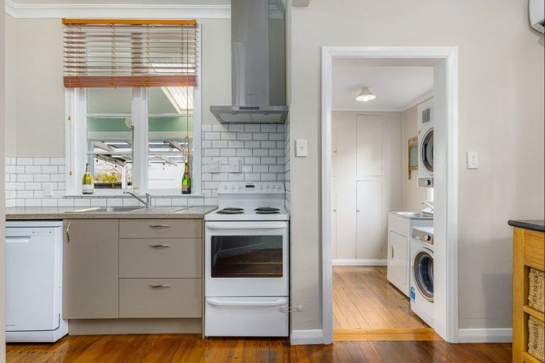 Photo of property in 68 Norbiton Road, Foxton, 4814