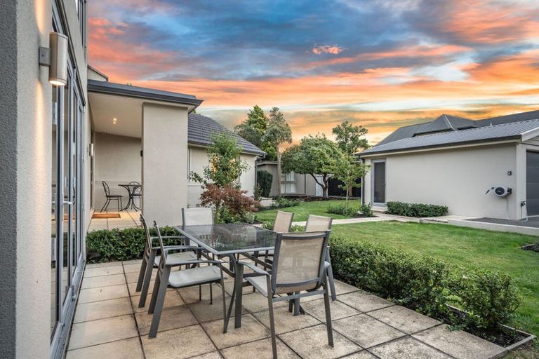 Photo of property in 53 Windermere Road, Papanui, Christchurch, 8053