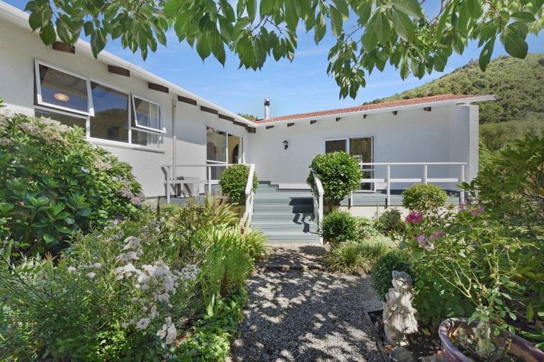 Photo of property in 14 The Anchorage, Waikawa, Picton, 7220