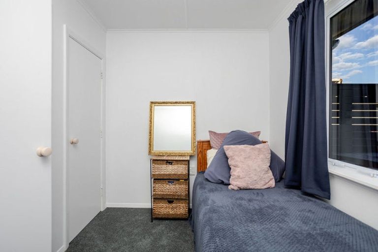 Photo of property in 56 Barraud Street, Dannevirke, 4930