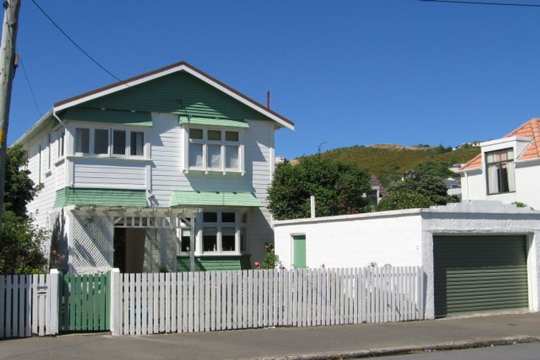 Photo of property in 153 Clyde Street, Island Bay, Wellington, 6023