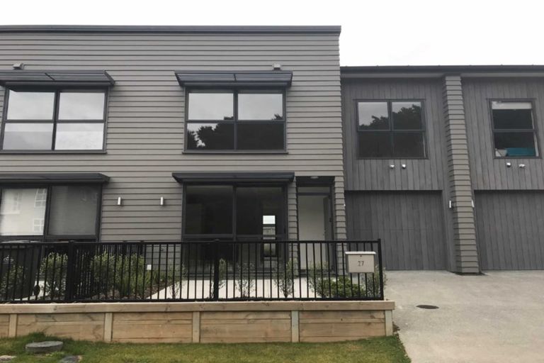 Photo of property in 27 Matairangi Avenue, Totara Heights, Auckland, 2105