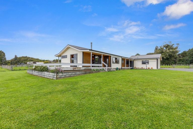 Photo of property in 962 No 2 Road, Te Ranga, Te Puke, 3182