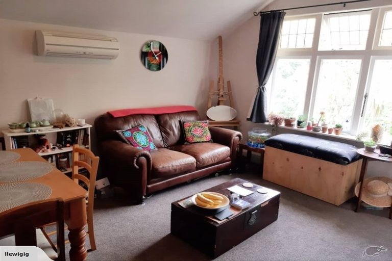 Photo of property in 12 Crieff Street, Northland, Wellington, 6012