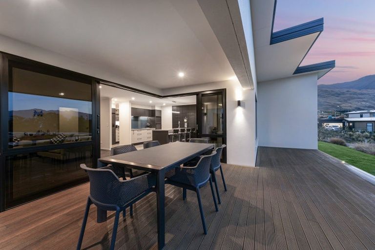 Photo of property in Meadowstone Alpha Series, 106 West Meadows Drive, Wanaka, 9305