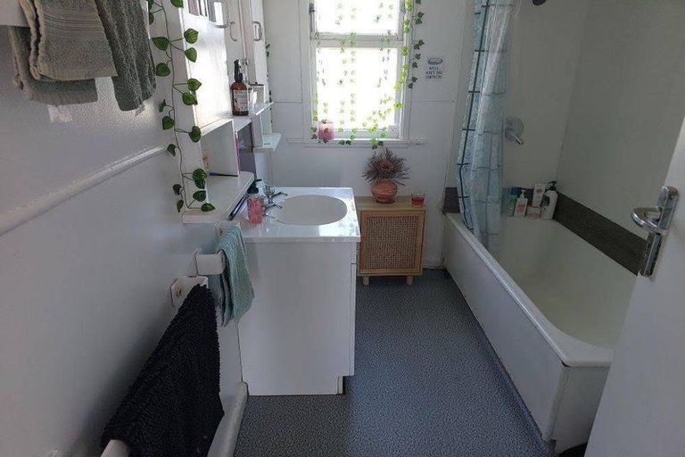 Photo of property in 424 Marine Parade, South New Brighton, Christchurch, 8062