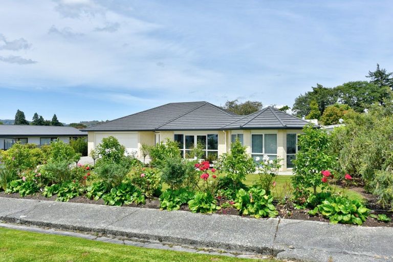 Photo of property in 12 Mary Street, Gore, 9710