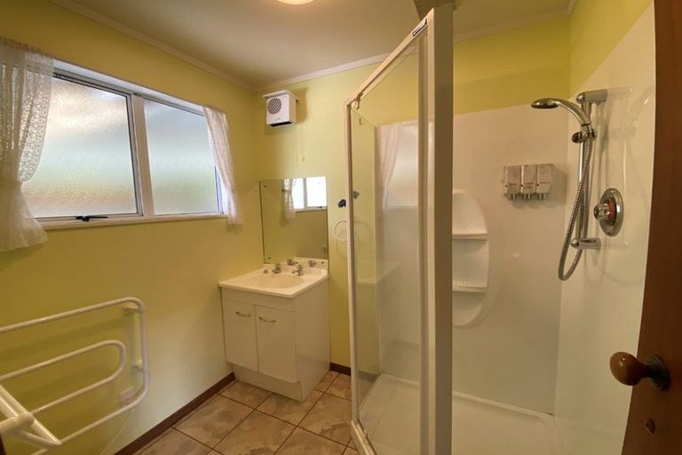 Photo of property in 49 Hampden Street, Picton, 7220