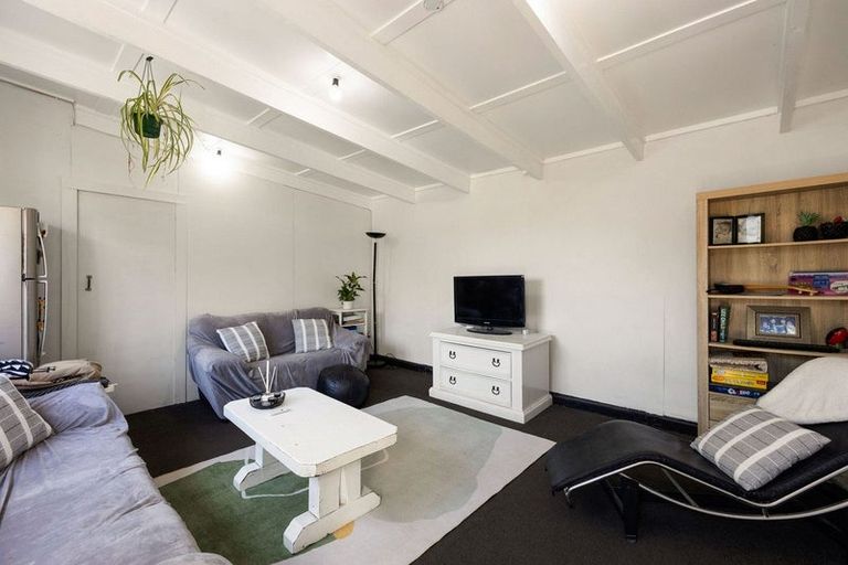 Photo of property in 46 Maclean Street, Cambridge, 3434