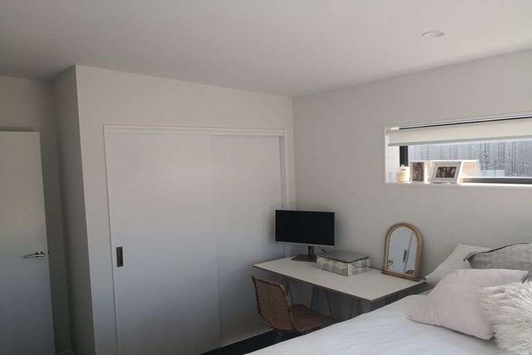 Photo of property in 21c Chippendale Crescent, Birkdale, Auckland, 0626