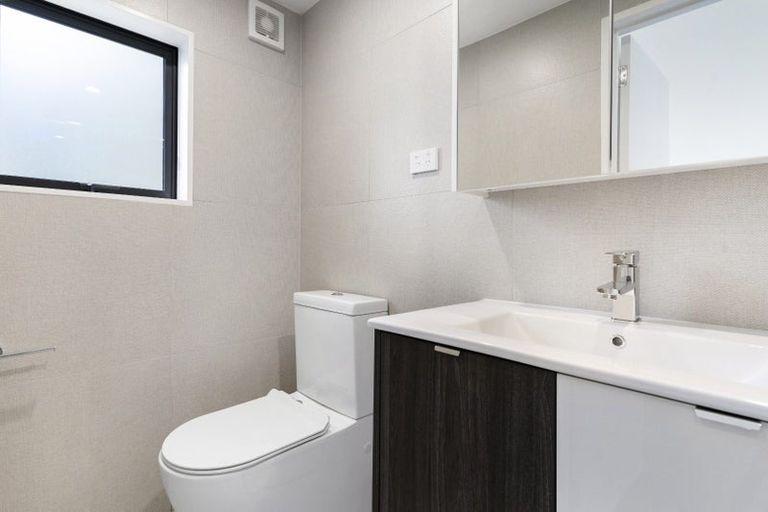 Photo of property in 14 Rangimarie Close, Opaheke, Papakura, 2113