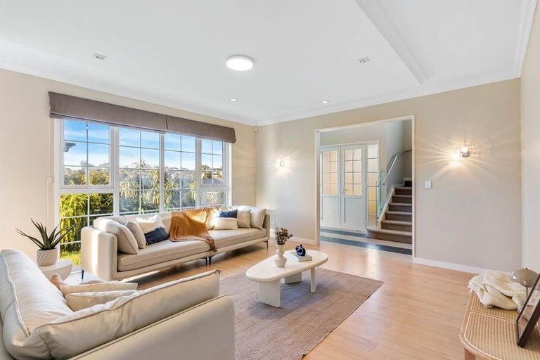 Photo of property in 260 Schnapper Rock Road, Schnapper Rock, Auckland, 0632