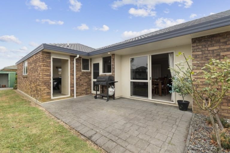 Photo of property in 12 Flora Way, Rototuna, Hamilton, 3210