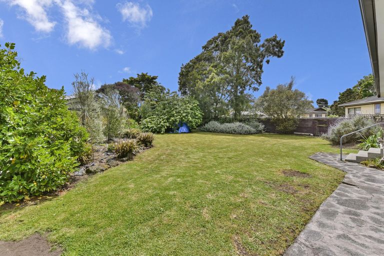 Photo of property in 9 Goldnib Place, Randwick Park, Auckland, 2105