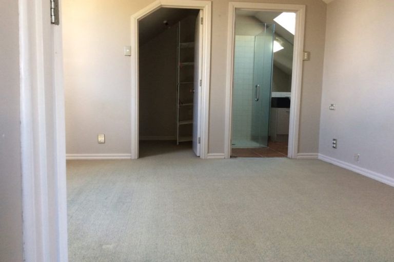 Photo of property in 2/248 Bucklands Beach Road, Bucklands Beach, Auckland, 2012