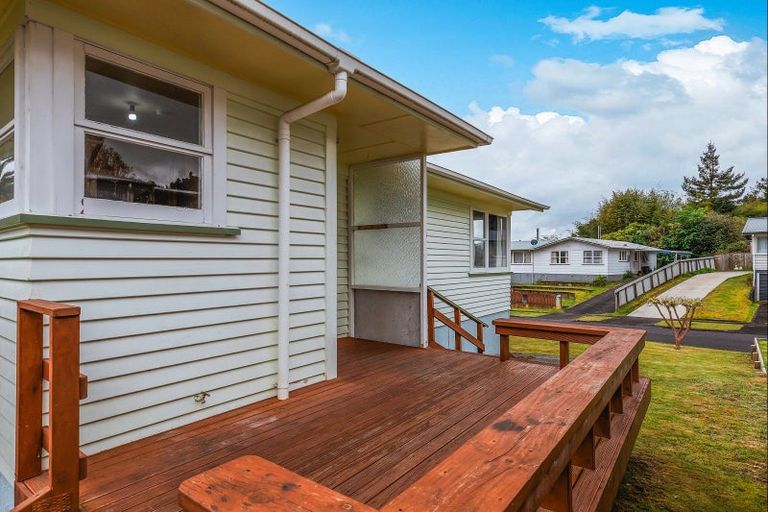 Photo of property in 15 Puketapu Crescent, Taumarunui, 3920