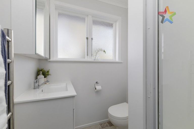 Photo of property in 50a Dyer Street, Epuni, Lower Hutt, 5011