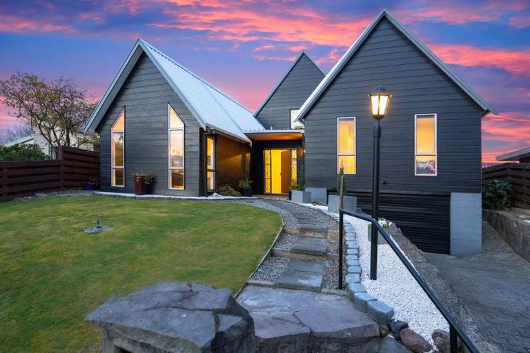 Photo of property in 6 Kentucky Way, Awapuni, Palmerston North, 4412