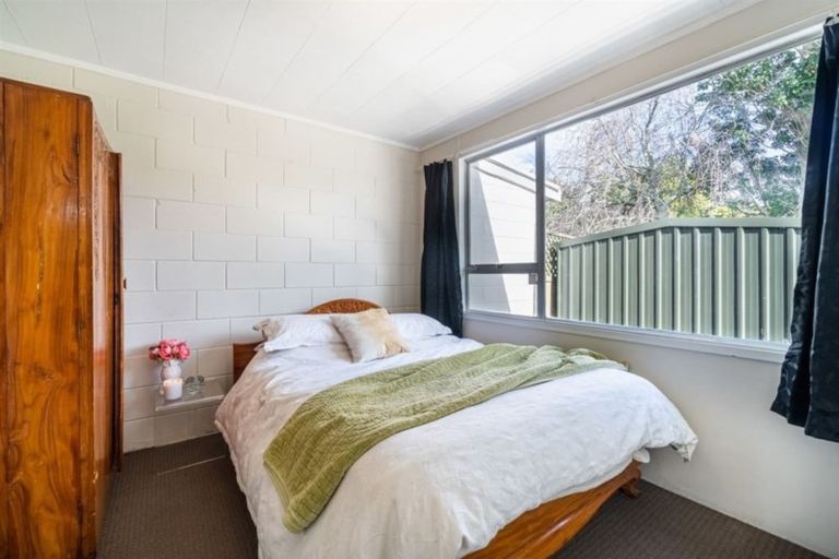 Photo of property in 1/34 Drome View Place, Beach Haven, Auckland, 0626