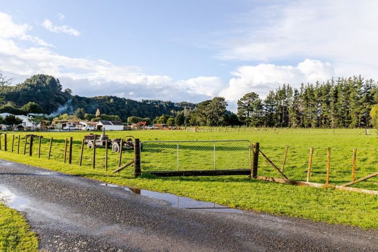 Photo of property in 14 Carters Road, Eketahuna, 4900