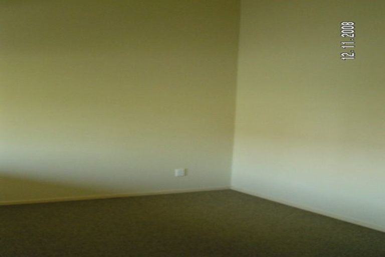Photo of property in 4/89 Portage Road, New Lynn, Auckland, 0600