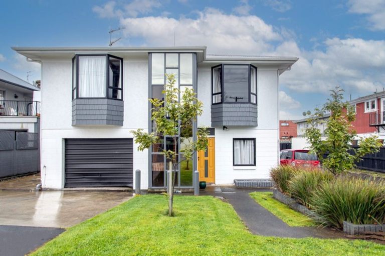 Photo of property in 16b Abbotsford Street, Whitiora, Hamilton, 3200